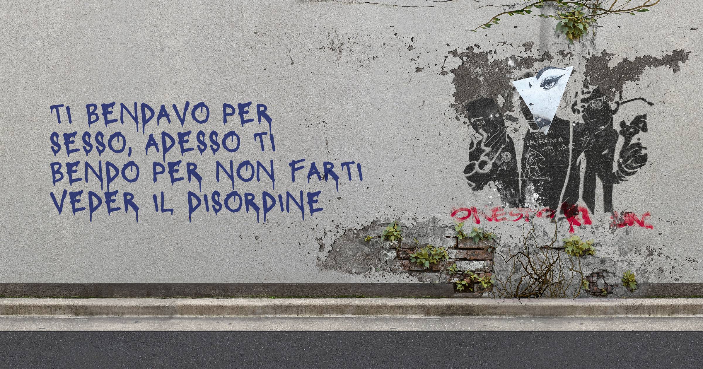 Ti bendavo per sesso, adesso ti bendo per non farti veder il disordine